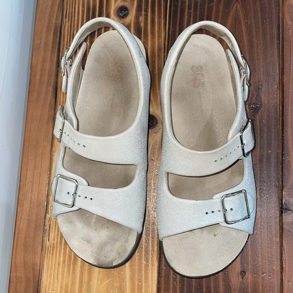 SAS Tripad Women's Size 10M Comfort Relaxed Leather Sandals Strap Buckles - Picture 7 of 14